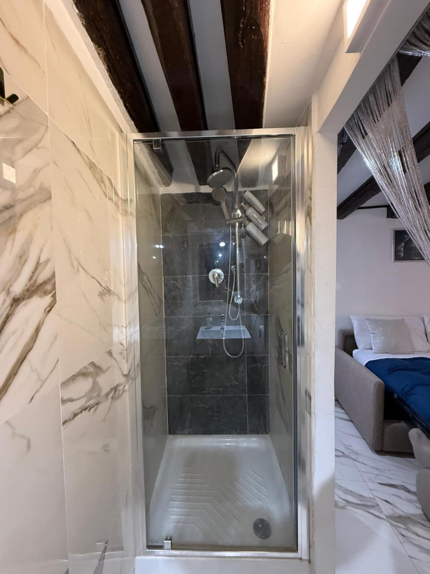Apartment Nest At Campo De Fiori And Navona Square Rom